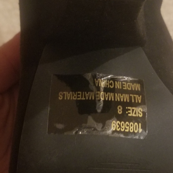 Charlotte Ruesse - Picture 2 of 2